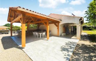Beautiful Home In Prades-Sur-Vernazobre - Prades-sur-Vernazobre - 4