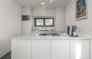 Cozy Home In Crikvenica With Sauna - Crikvenica - 4