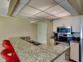 Edgewater Tower III #708 - 3