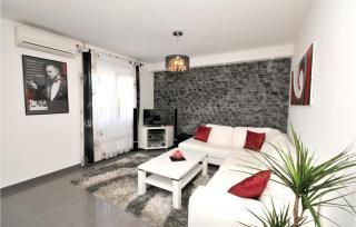 Amazing Home In Mastrinka With Sauna - Trogir - 6