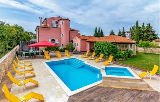 Amazing Home In Pula With Sauna - Pula - 0