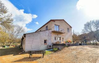 Awesome Apartment In Narbonne With Wifi - Narbonne - 1