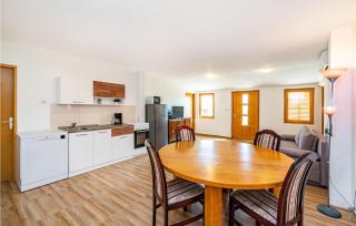 Pet Friendly Home In Lisane Tinjske - Lišane Tinjske - 7