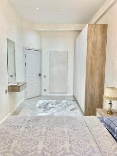 - Daniels Club - Enjoy Your Stay in City Center - - 3