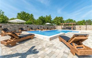 Lovely Home In Perusic Donji With Wifi - Dušić - 1