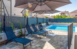 Awesome Apartment In Zadar With Wifi - 9