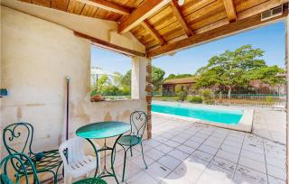 Stunning Home In St Pierre Deyraud - La Force - 4