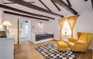 Awesome Home In Jadranovo - 6