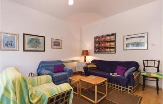 2 Bedroom Lovely Apartment In Rovinj - Rovinj - 4