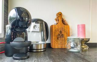 2 Bedroom Amazing Home In Heinkenszand - 3