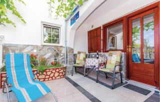 Gorgeous Apartment In Crikvenica - Crikvenica - 4