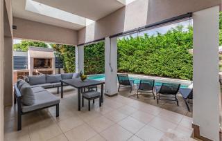 Gorgeous Home In Sisan With Kitchen - Šišan - 9