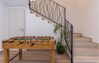 4 Bedroom Lovely Home In Donje Rastane - 4