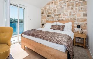 Cozy Home In Milna With House Sea View - Milna - 7