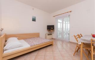 Lovely Apartment In Sveti Filip I Jakov - Sveti Filip i Jakov - 9