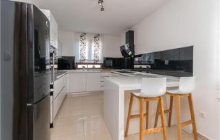 Cozy Home In Biograd Na Moru With Sauna - Biograd na Moru - 5