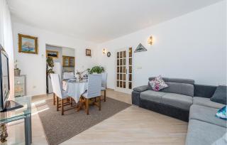 Three-Bedroom Apartment In Sibenik - Šibenik - 9