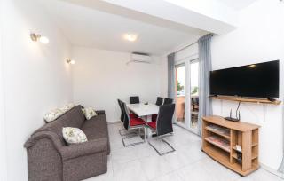 Two-Bedroom Apartment In Sevid - 9