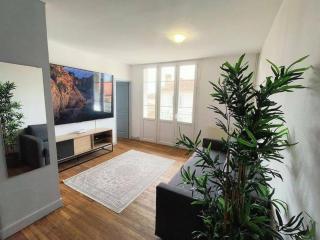 Suite Houmeau 2-Ecran Cinéma - 4