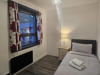 Regina Apartment in Fort William - Fort William - 1