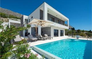 Gorgeous Home In Jesenice With Sauna - 9