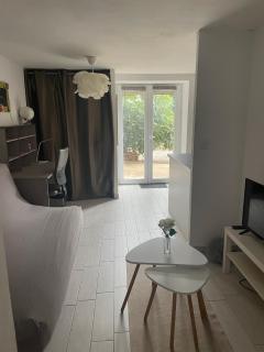 Petit studio aux portes du beaujolais - Saint-Germain-Nuelles - 8
