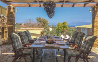 Amazing Home In Koroni With Jacuzzi - Koroni - 6