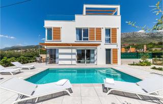 Amazing Home In Kastel Gomilica - 3