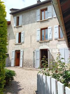 Appart 65m2 avec 2 chambres dans ferme rénovée - Parking gratuit - Grande vue montagnes - Montbonnot-Saint-Martin - 2