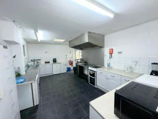 Central Wave - Brighton & Hove - 3
