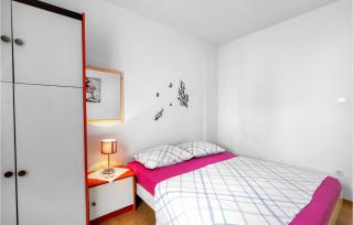 Cozy Apartment In Vodice With Wifi - Vodice - 7