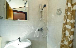 Awesome Apartment In Umag With Wifi - 1