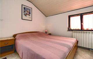 Awesome Apartment In Umag With Wifi - 3