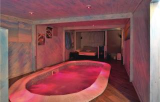 Amazing Home In Torre Di Pescopaganoce - Castel Volturno - 6