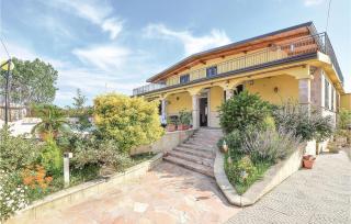 Amazing Home In Torre Di Pescopaganoce - 1