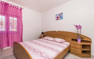 4 Bedroom Amazing Apartment In Rijeka - Rijeka - 7