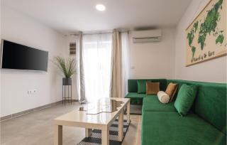 1 Bedroom Cozy Apartment In Fazana - 4