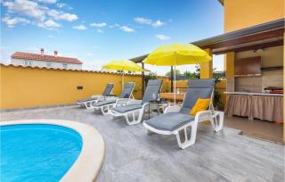 Gorgeous Home In Galizana With Wifi - Galižana - 1