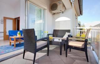 2 Bedroom Awesome Apartment In Vabriga - Vabriga - 9