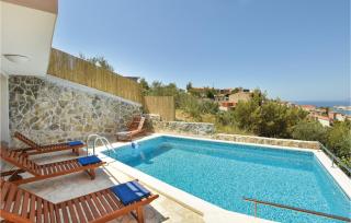 Three-Bedroom Apartment In Podstrana - Podstrana - 2