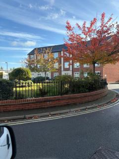 Stylish York flat with private parking - 9