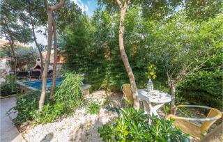 Gorgeous Apartment In Liznjan With Swimming Pool - 9