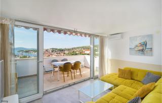 6 Bedroom Gorgeous Home In Milna - Milna - 8