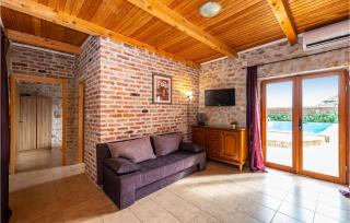 Two-Bedroom Holiday Home In Lisane Tinjske - Lišane Tinjske - 6