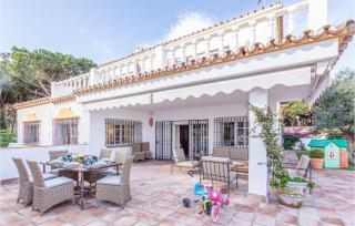 Awesome Home In Marbella With Wifi - Marbella - 4