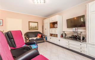 3 Bedroom Stunning Home In Kastav - Kastav - 8