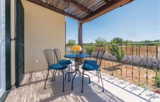 Three-Bedroom Holiday Home In Pakovo Selo - Pakovo Selo - 3