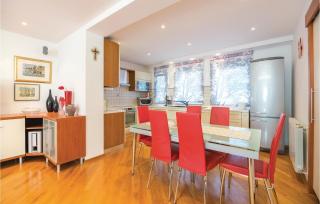 Cozy Apartment In Rijeka With Kitchen - Rijeka - 9