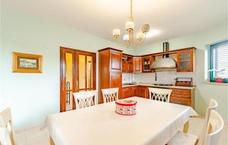 Nice Apartment In Racisce With Kitchen - Račišće - 8