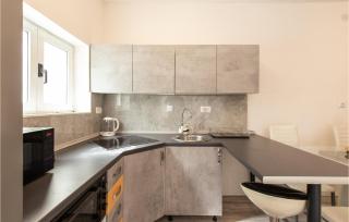 2 Bedroom Awesome Apartment In Zadar - Zadar - 4